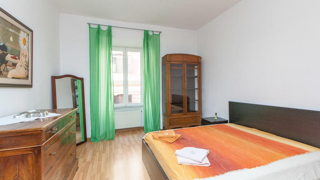 Rental In Rome Santini Apartment Værelse billede